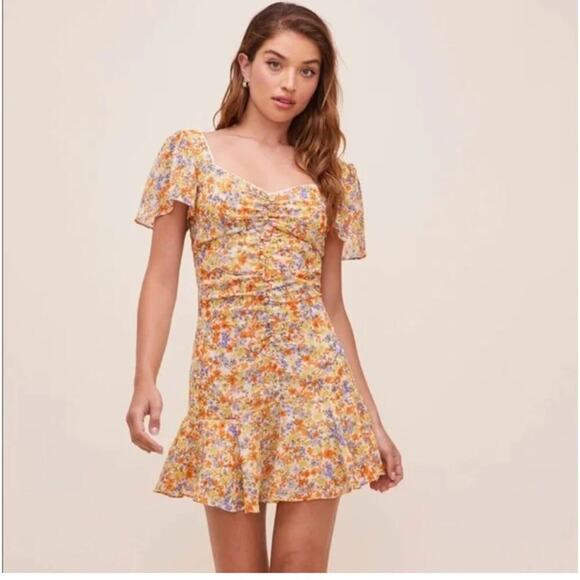 ASTR The Label “So Smitten” Floral Chiffon Dress Size M - Picture 1 of 11